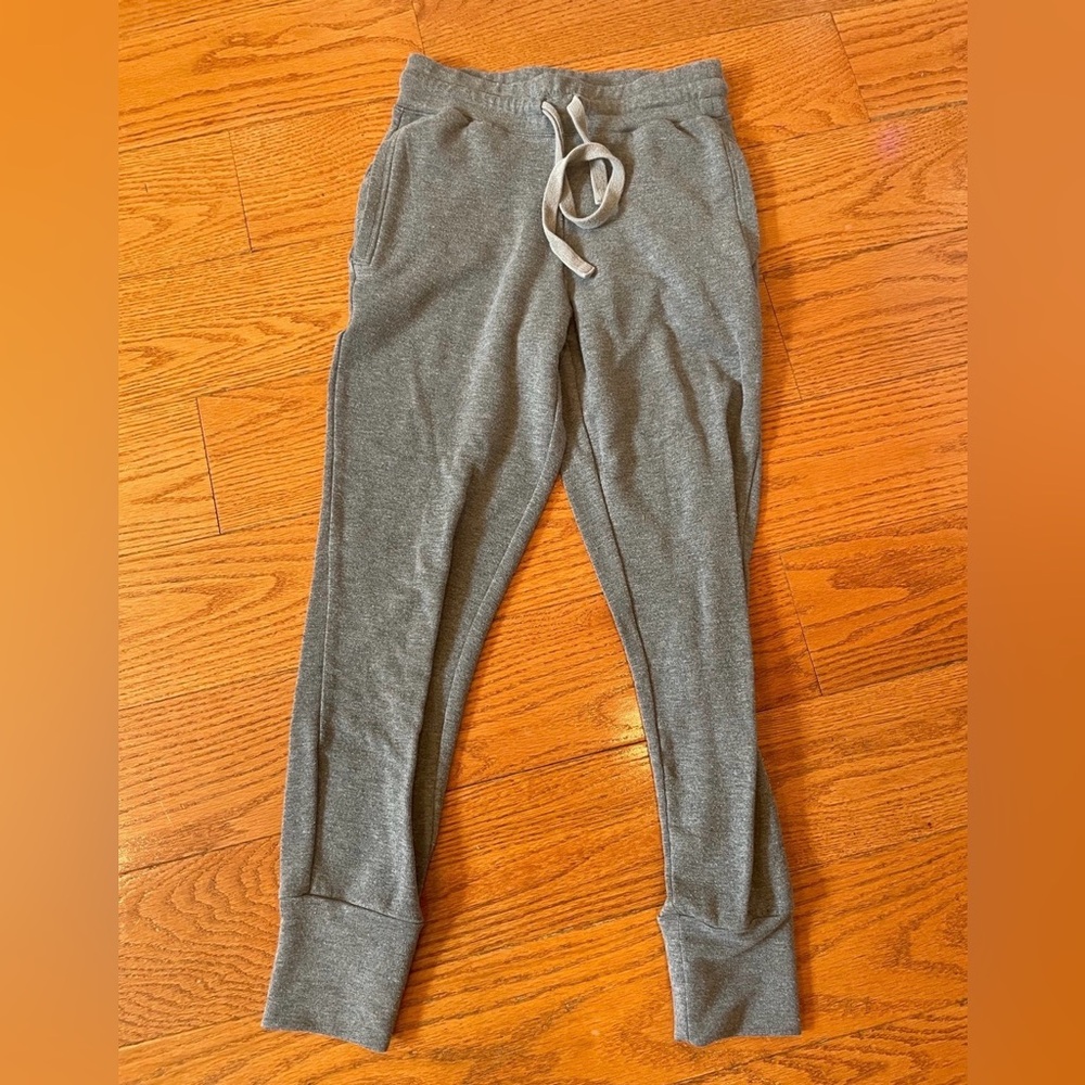 Fabletics Gray Jogger Sweatpants XXS